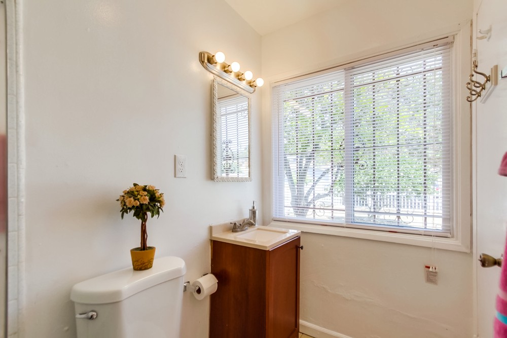 Virtual tour photo 37 of 45 for 5231 Auburn Dr