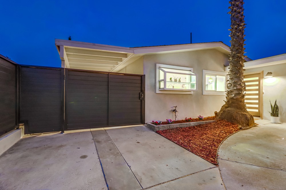 Virtual tour photo 1 of 71 for 5231 Channing St