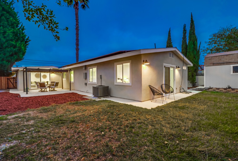 Virtual tour photo 14 of 71 for 5231 Channing St