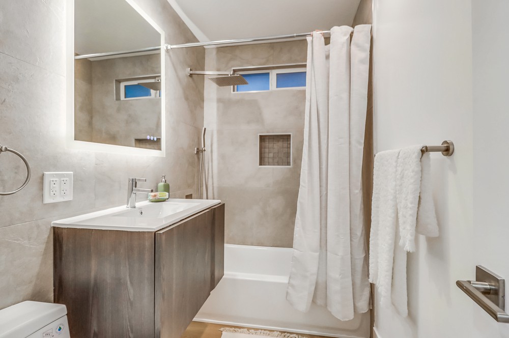 Virtual tour photo 34 of 71 for 5231 Channing St