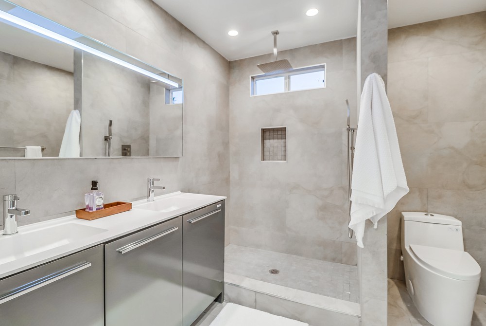 Virtual tour photo 45 of 71 for 5231 Channing St