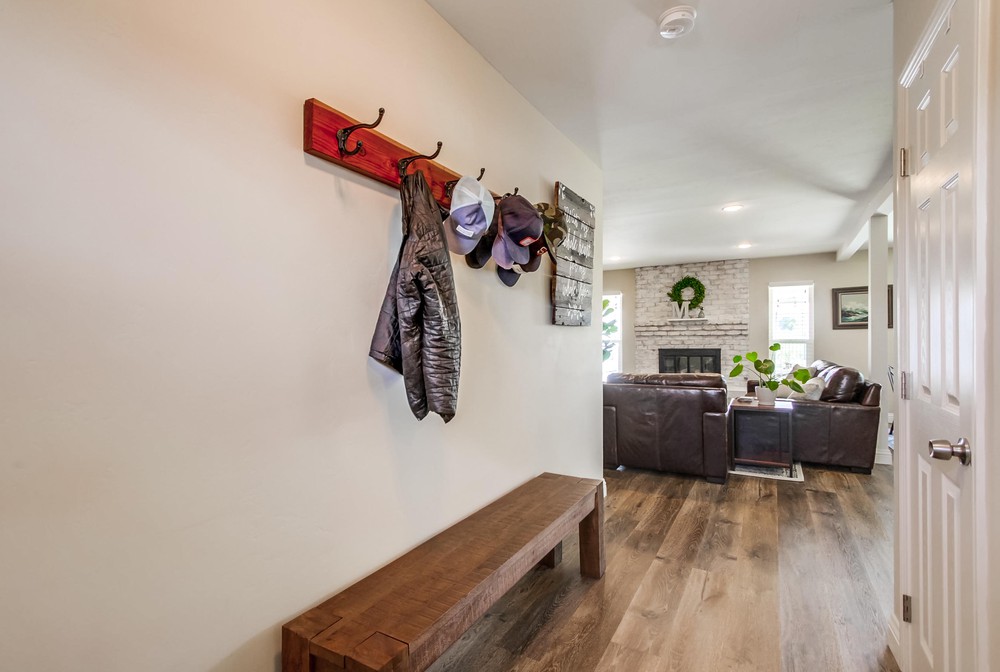 Virtual tour photo 8 of 57 for 5231 Jamestown Rd