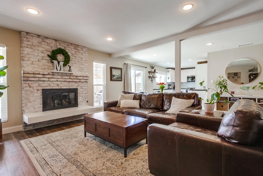 Virtual tour photo 13 of 57 for 5231 Jamestown Rd