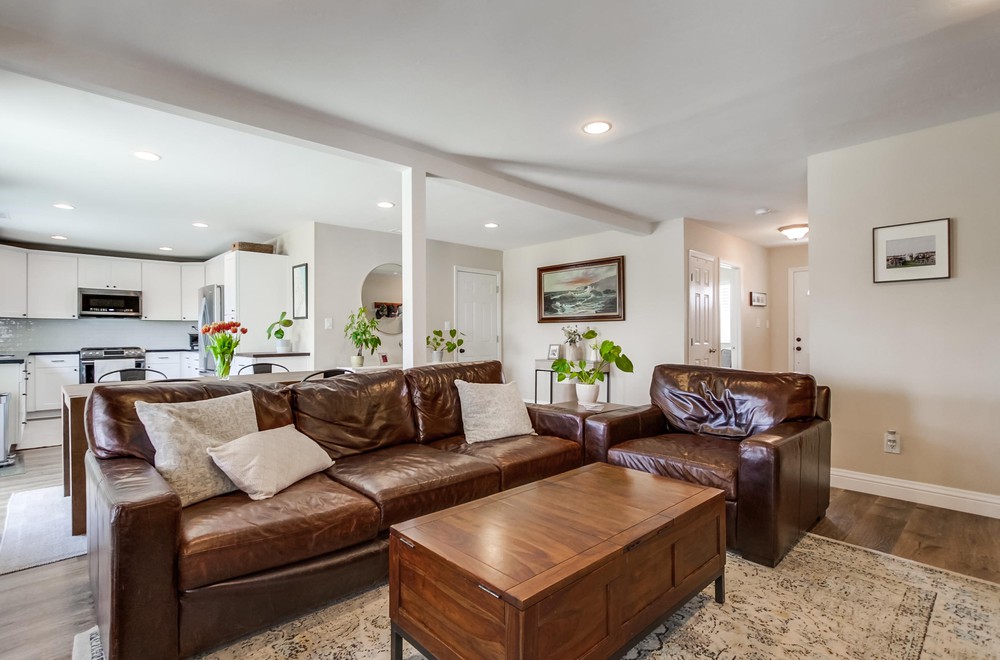 Virtual tour photo 14 of 57 for 5231 Jamestown Rd