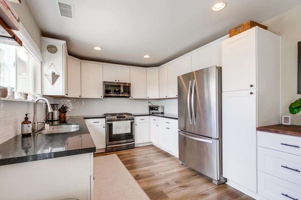 Virtual tour photo 24 of 57 for 5231 Jamestown Rd
