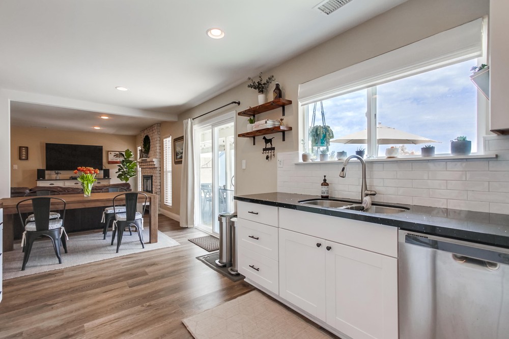 Virtual tour photo 25 of 57 for 5231 Jamestown Rd