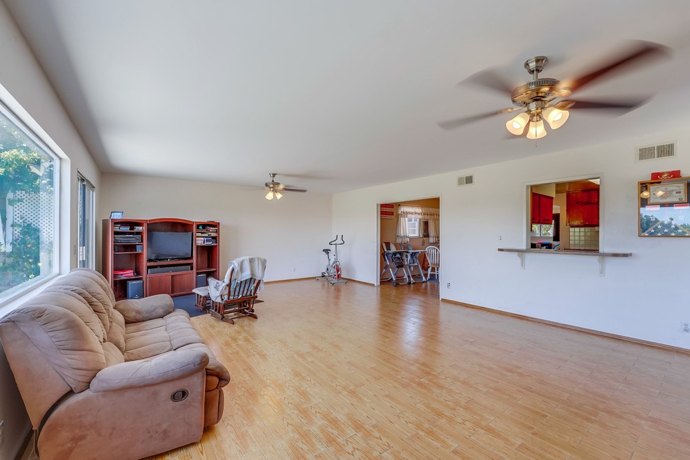 Virtual tour photo 12 of 42 for 5332 Prosperity Ln