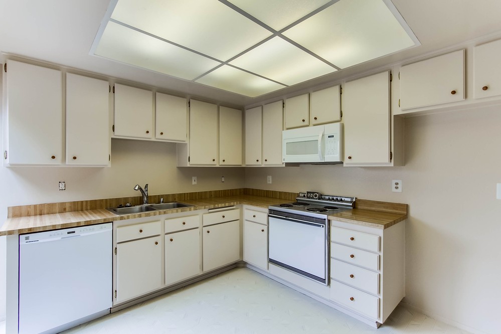 Virtual tour photo 10 of 26 for 5234 Edgepark Way