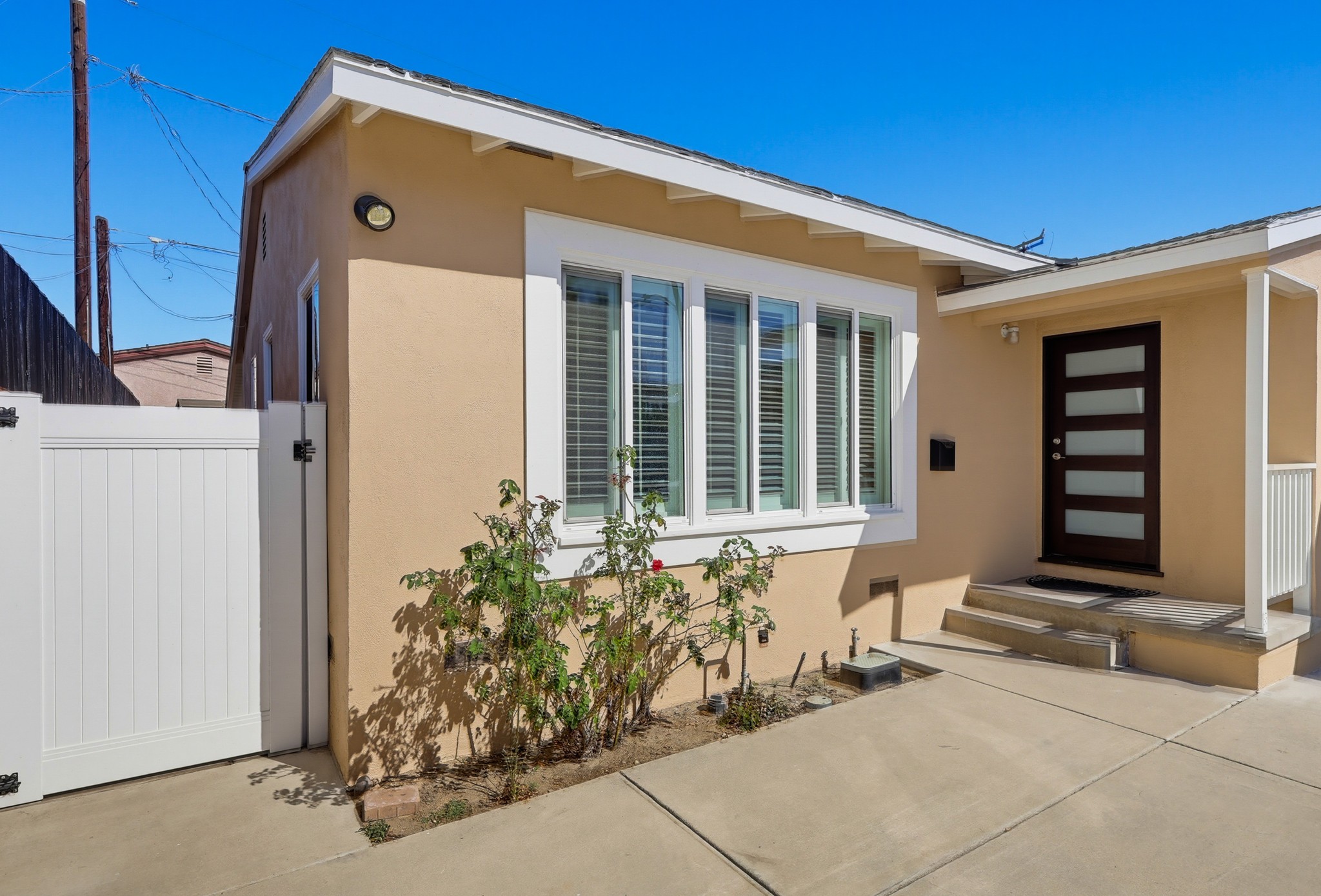 Virtual tour photo 6 of 67 for 5234 Knoxville Ave