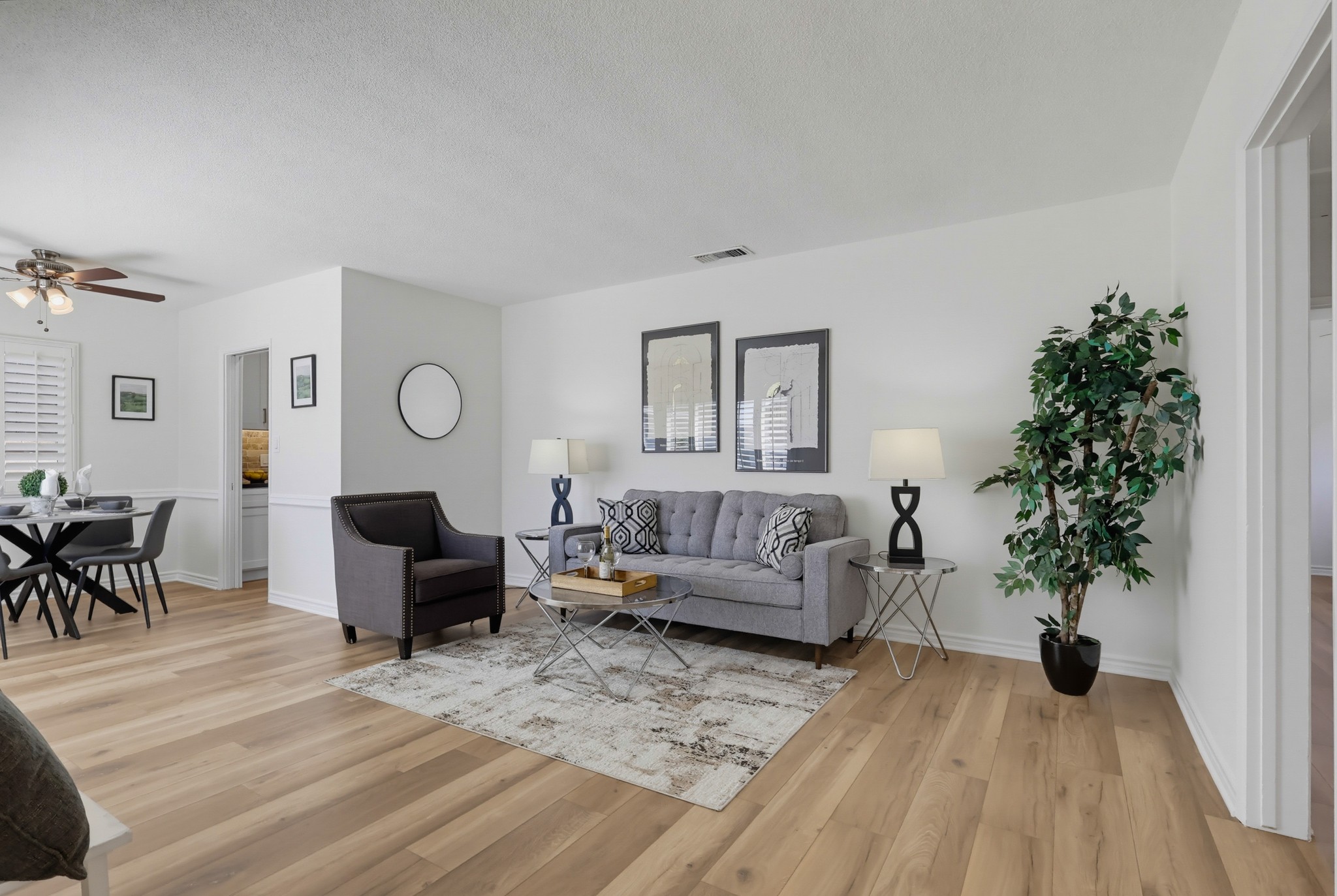 Virtual tour photo 12 of 67 for 5234 Knoxville Ave