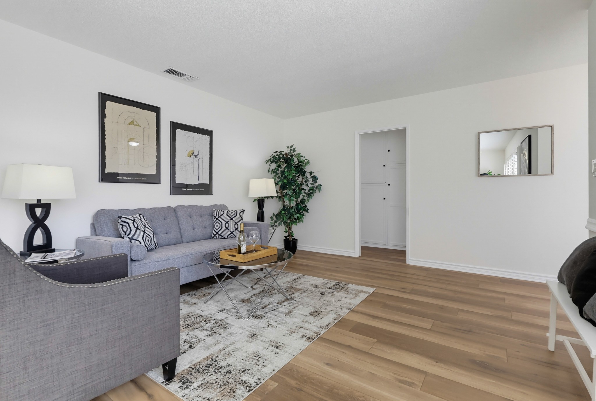 Virtual tour photo 14 of 67 for 5234 Knoxville Ave