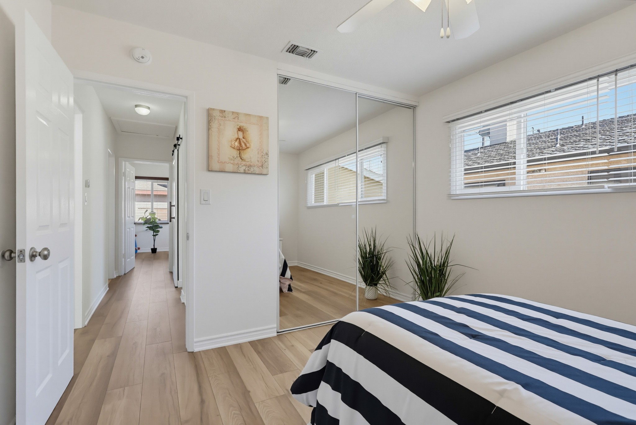 Virtual tour photo 33 of 67 for 5234 Knoxville Ave