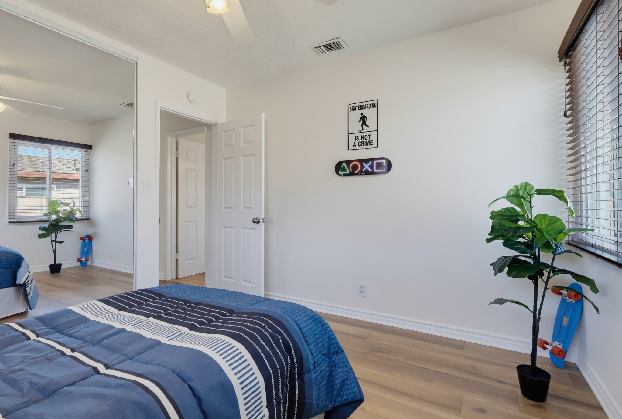 Virtual tour photo 41 of 67 for 5234 Knoxville Ave