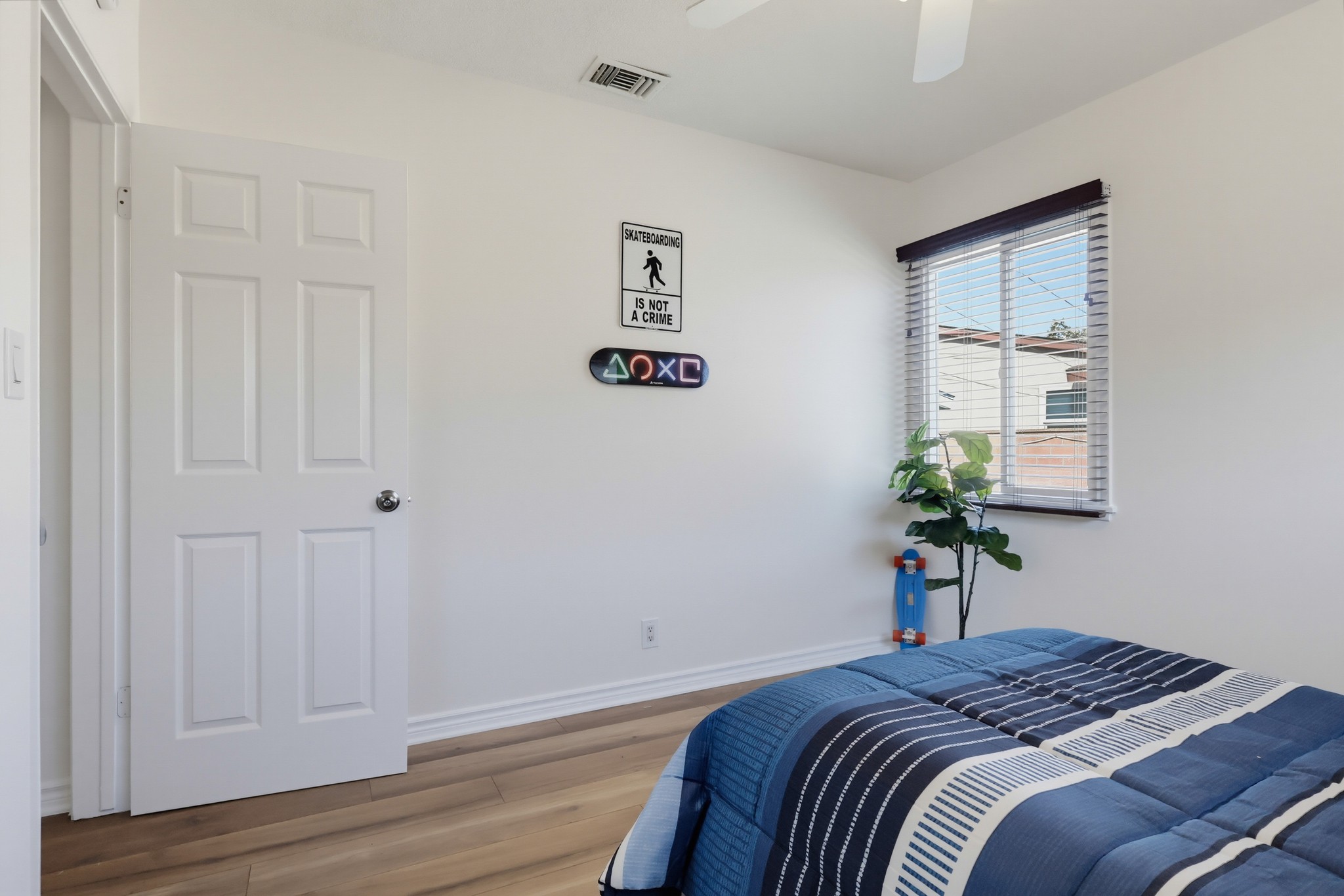 Virtual tour photo 42 of 67 for 5234 Knoxville Ave