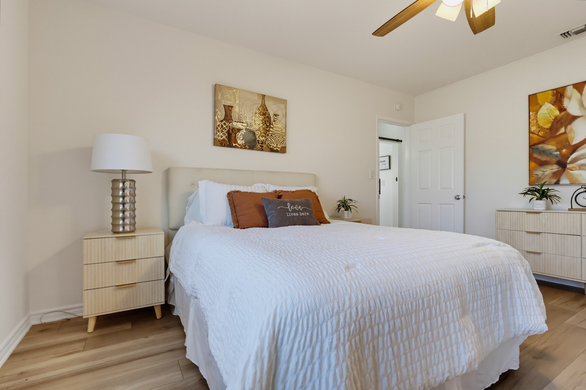 Virtual tour photo 46 of 67 for 5234 Knoxville Ave