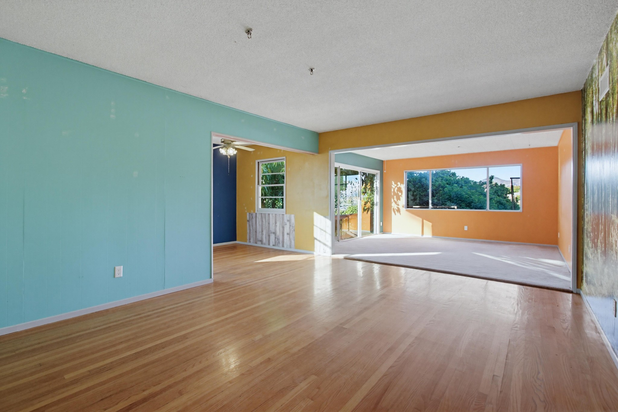 Virtual tour photo 8 of 65 for 5236 Lewison Ave