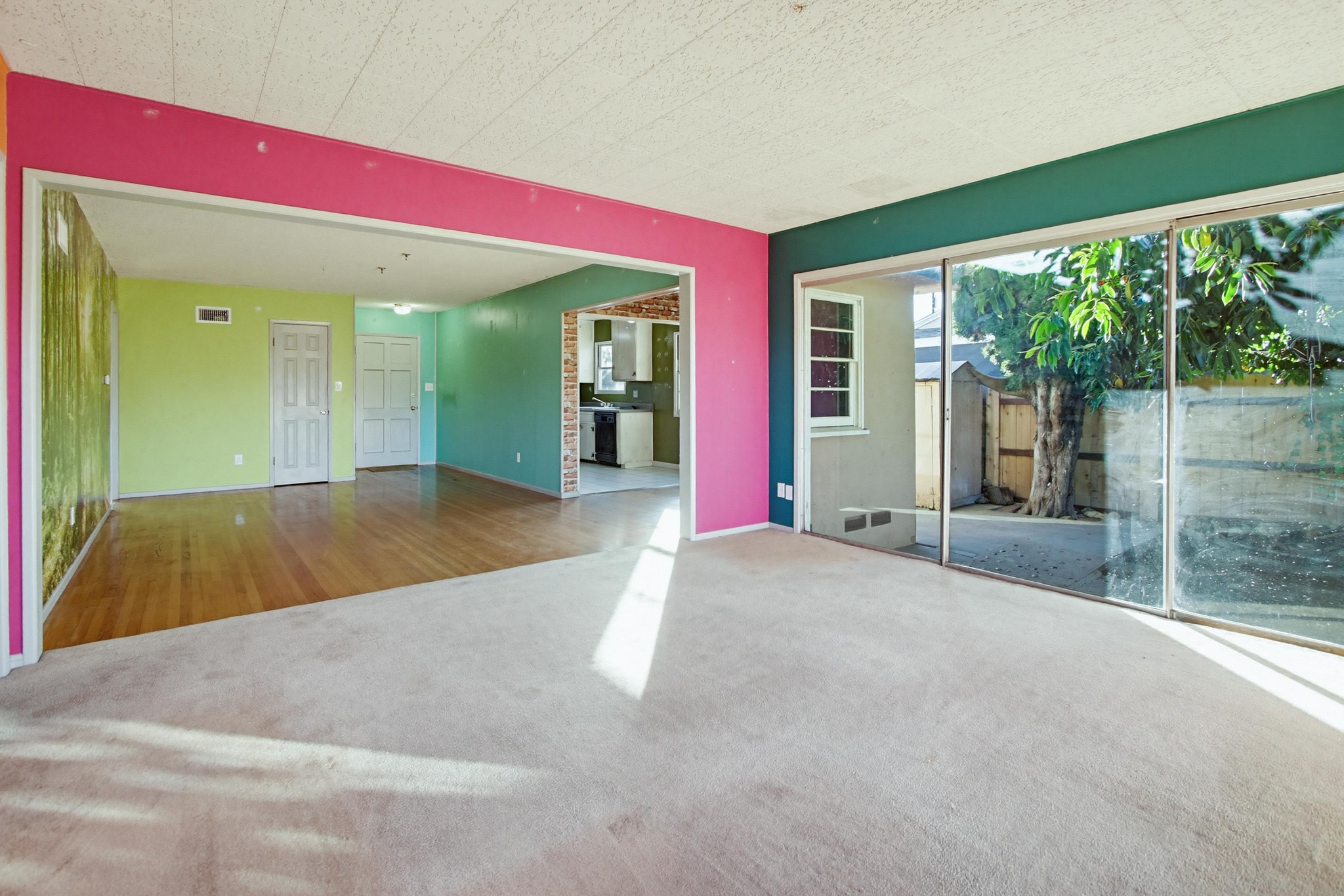 Virtual tour photo 13 of 65 for 5236 Lewison Ave
