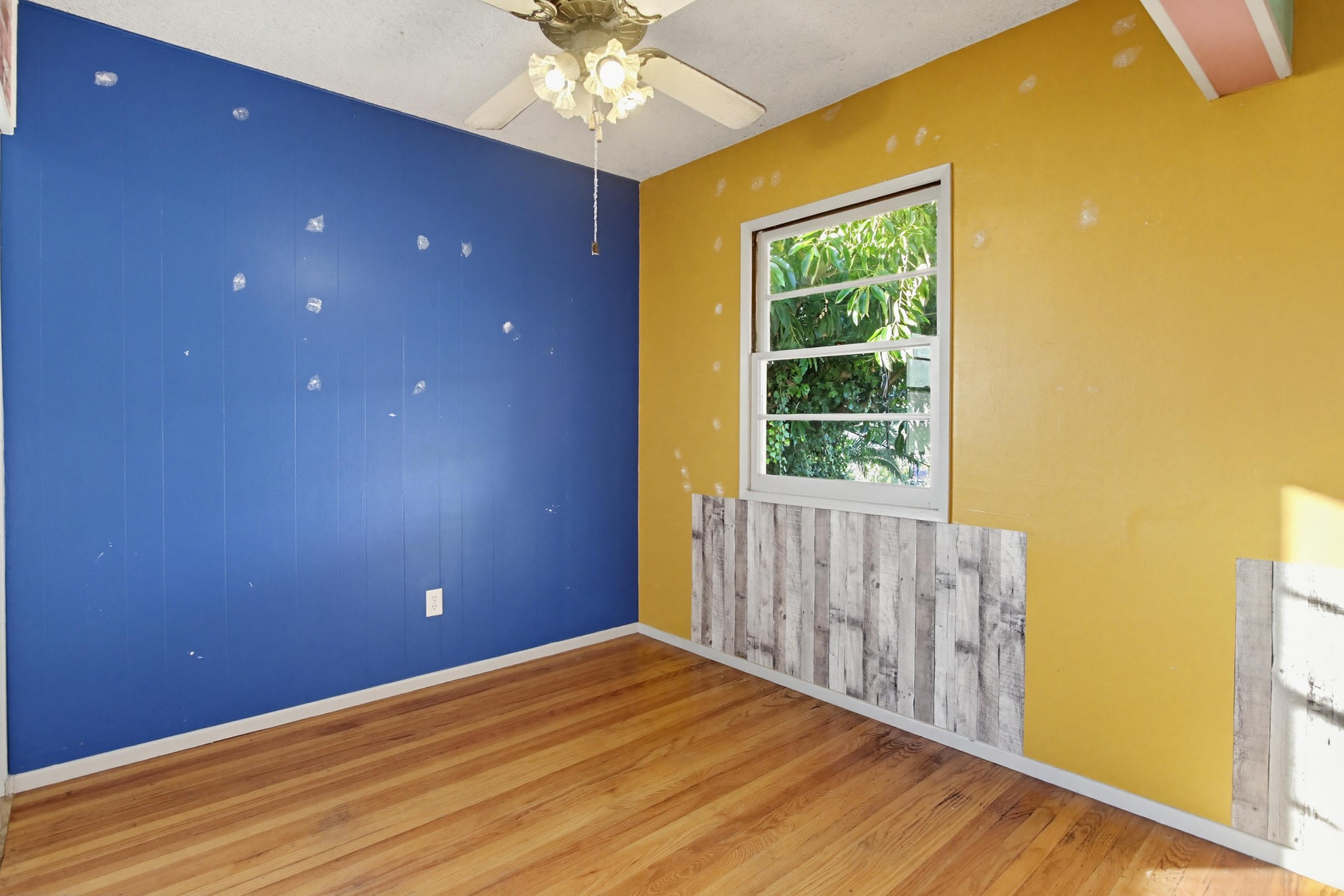 Virtual tour photo 49 of 65 for 5236 Lewison Ave