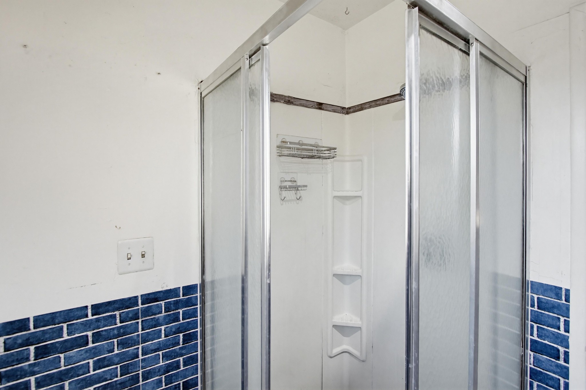 Virtual tour photo 50 of 65 for 5236 Lewison Ave