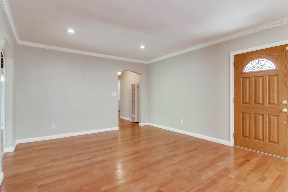 Virtual tour photo 12 of 53 for 5238 Cervantes Ave
