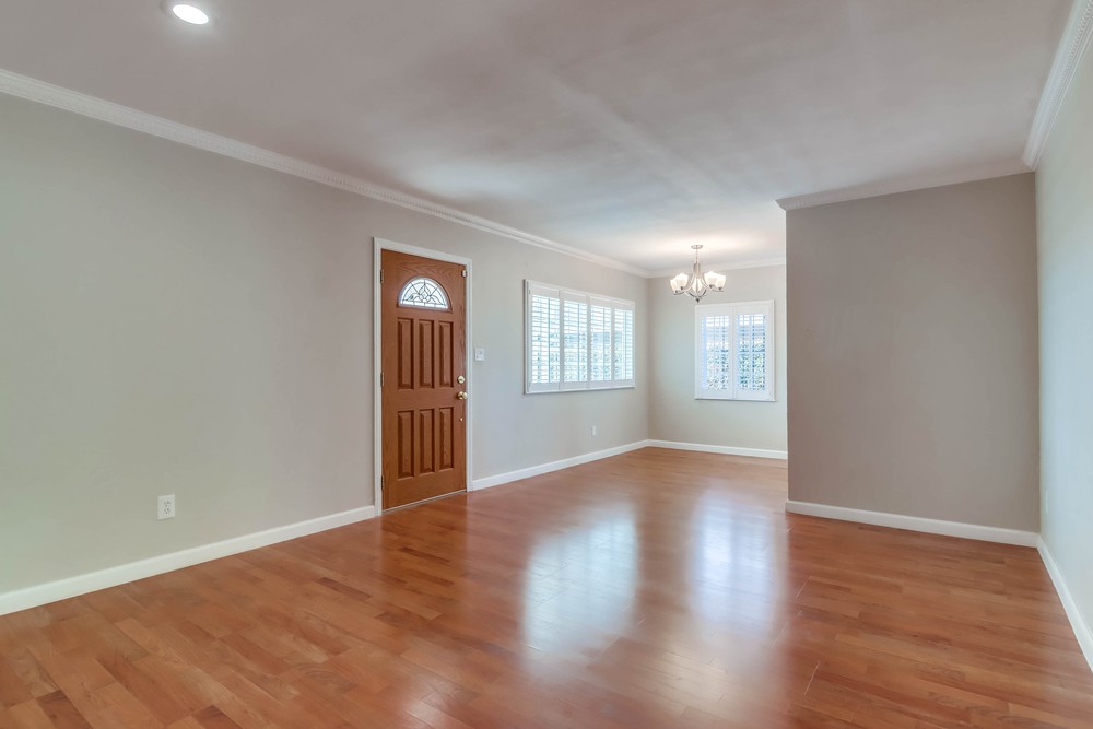 Virtual tour photo 13 of 53 for 5238 Cervantes Ave