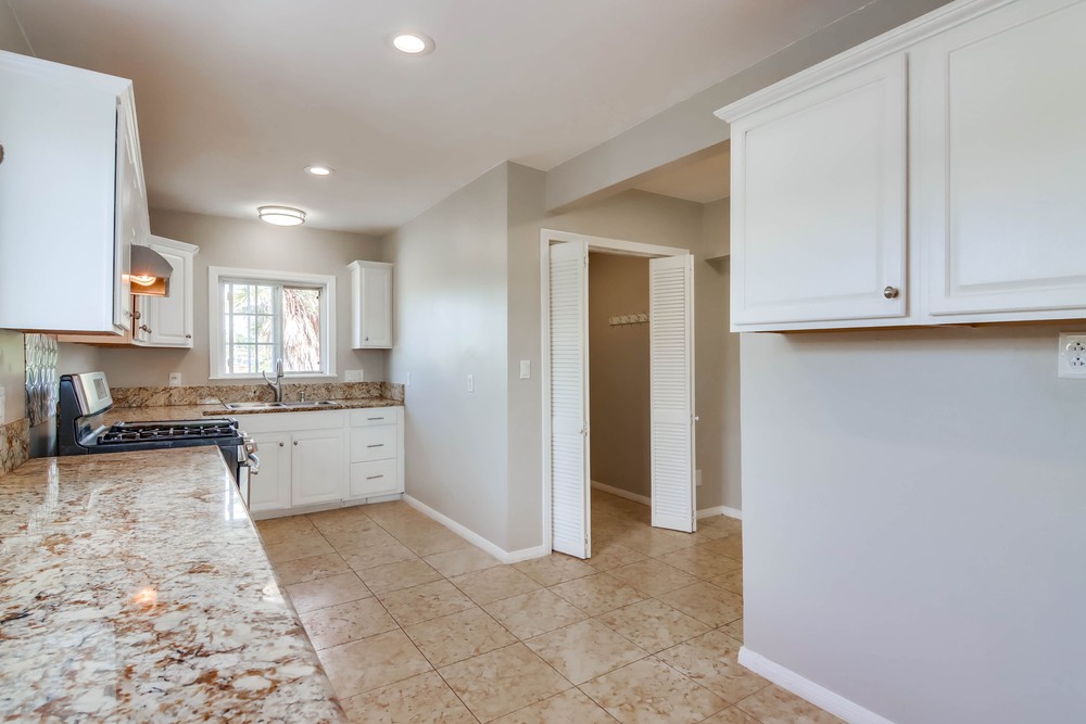 Virtual tour photo 21 of 53 for 5238 Cervantes Ave