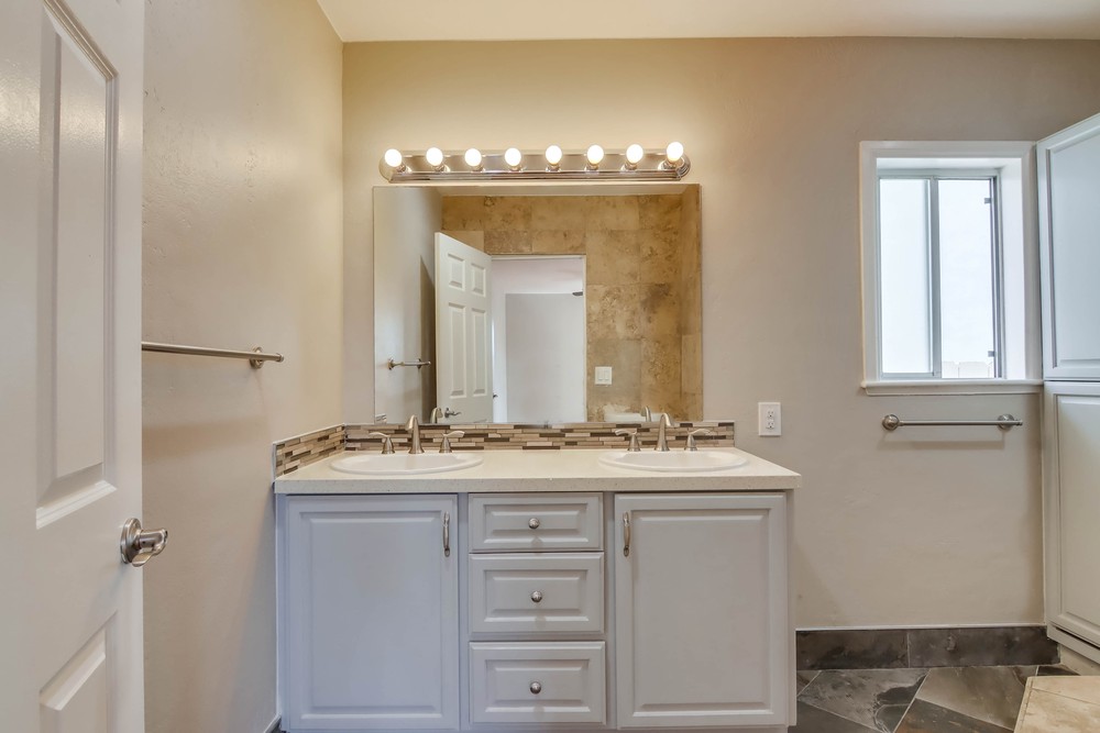 Virtual tour photo 38 of 53 for 5238 Cervantes Ave