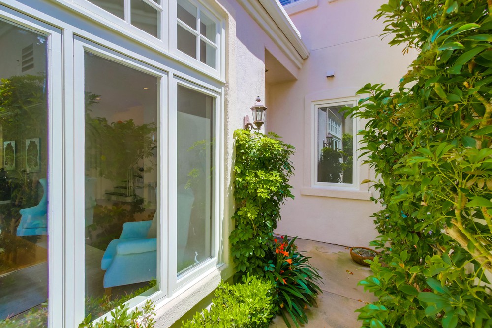 Virtual tour photo 5 of 45 for 5238 Renaissance Ave