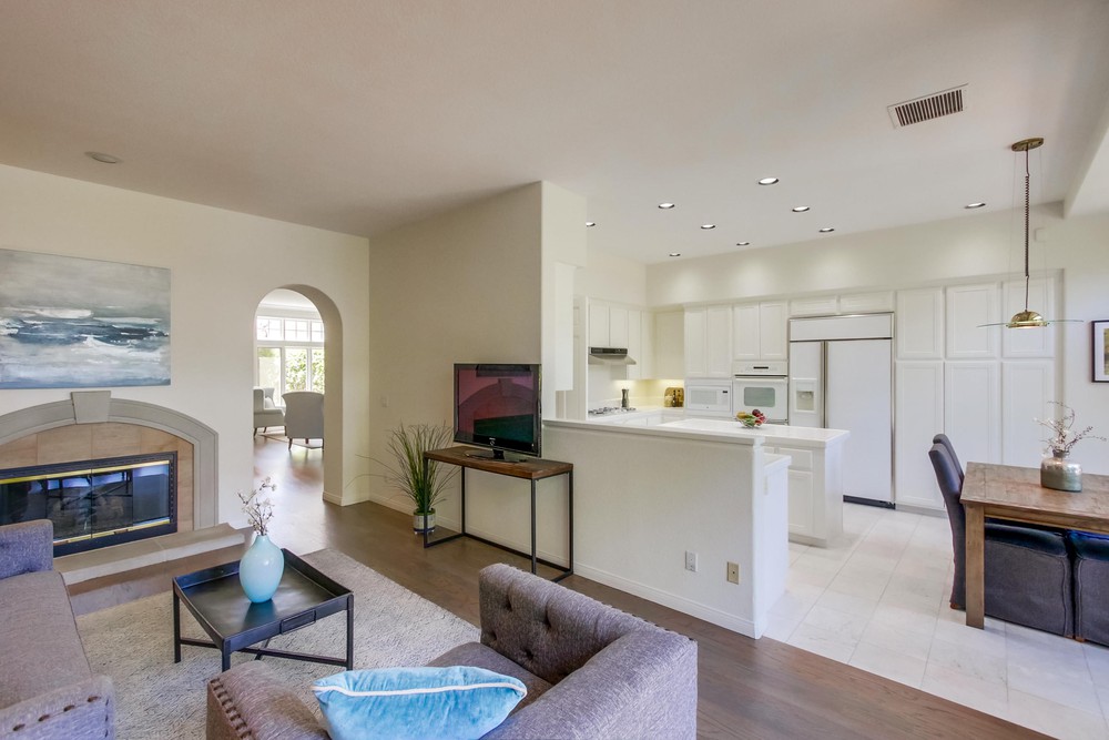 Virtual tour photo 15 of 45 for 5238 Renaissance Ave