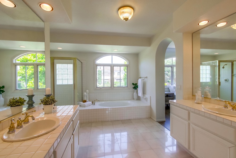 Virtual tour photo 32 of 45 for 5238 Renaissance Ave