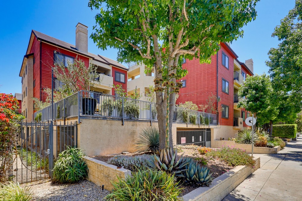 Virtual tour photo 5 of 57 for 524 Venice Way
