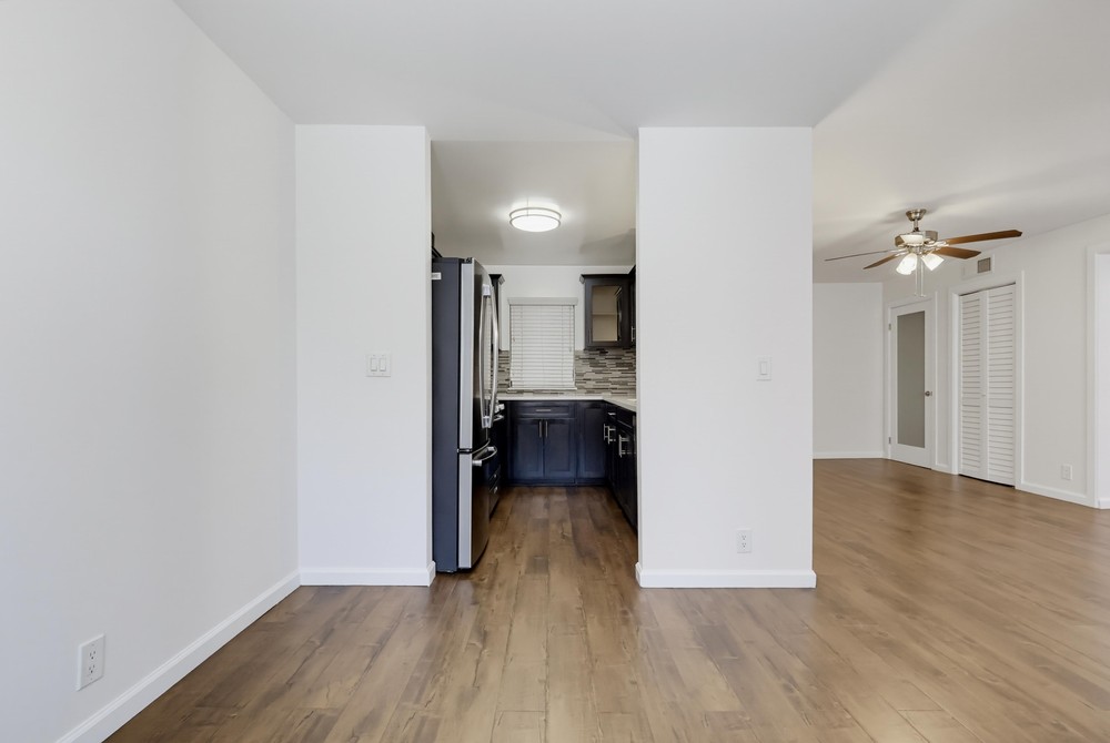 Virtual tour photo 29 of 57 for 524 Venice Way