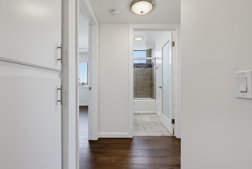 Virtual tour photo 31 of 57 for 524 Venice Way