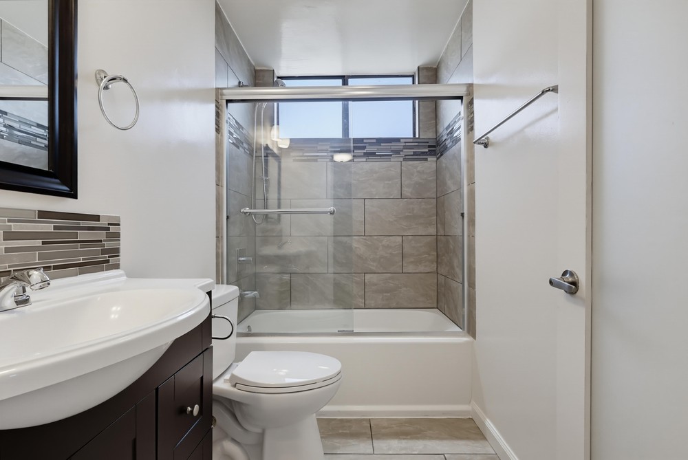 Virtual tour photo 33 of 57 for 524 Venice Way