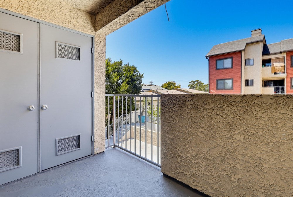 Virtual tour photo 44 of 57 for 524 Venice Way