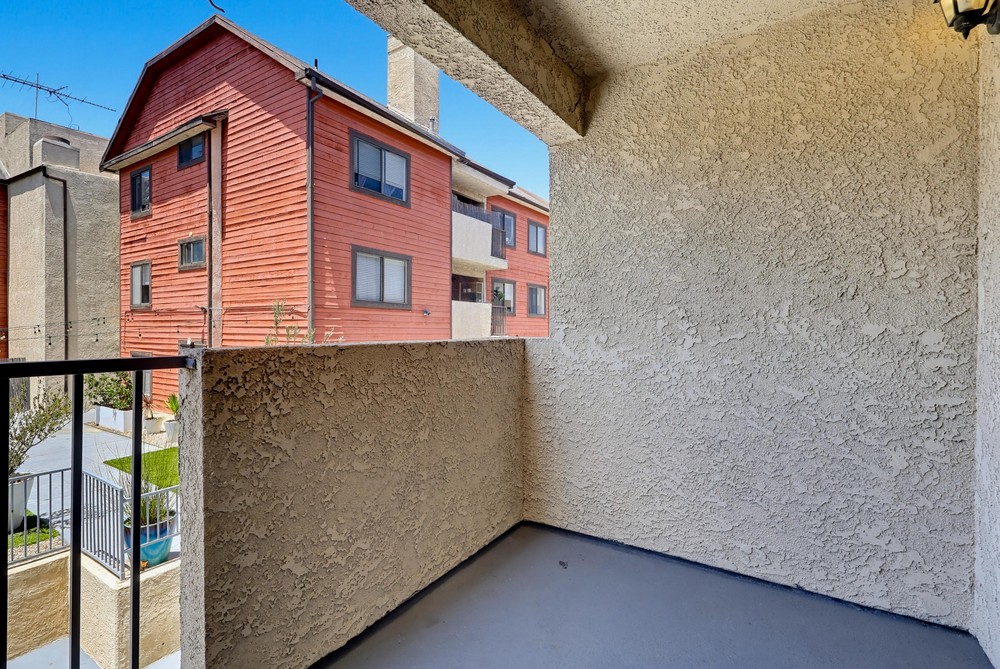 Virtual tour photo 46 of 57 for 524 Venice Way