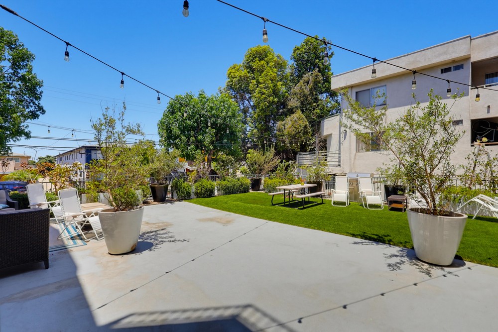 Virtual tour photo 51 of 57 for 524 Venice Way