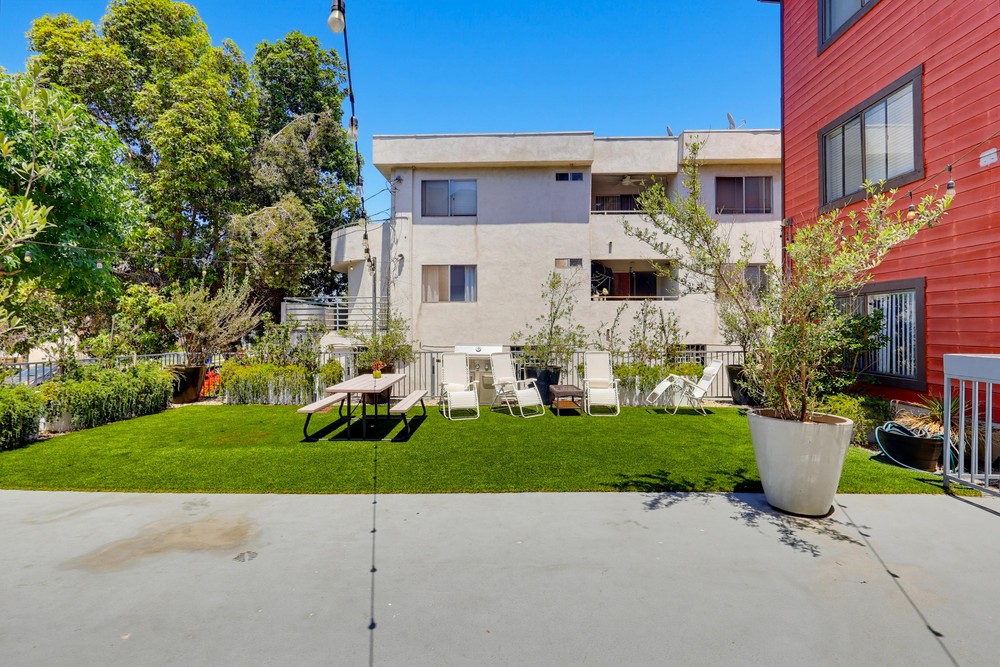 Virtual tour photo 53 of 57 for 524 Venice Way