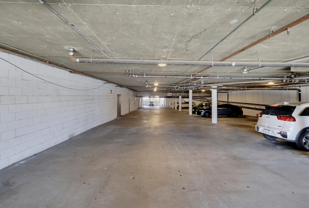 Virtual tour photo 56 of 57 for 524 Venice Way