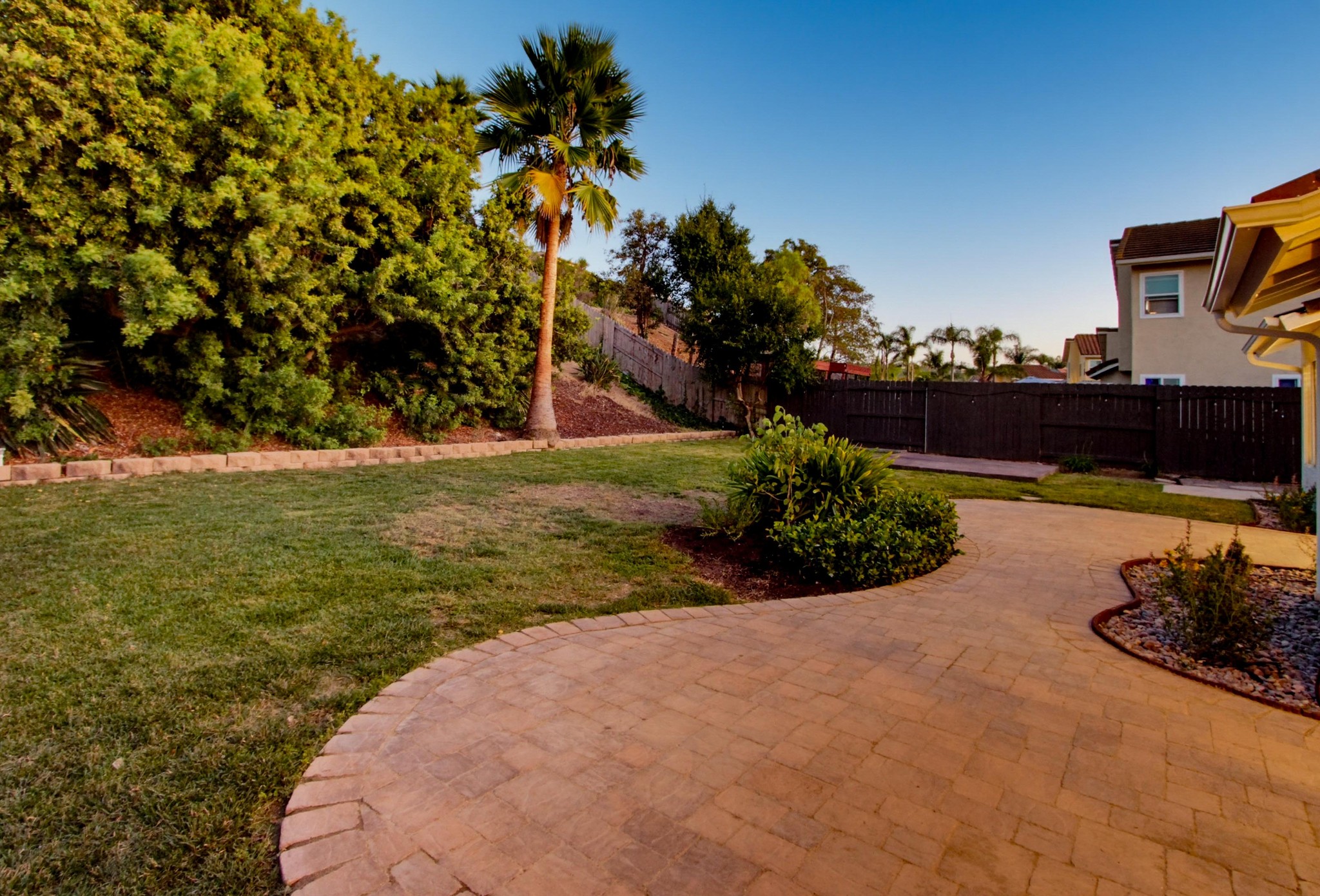 Virtual tour photo 9 of 68 for 5241 Mandarin Dr