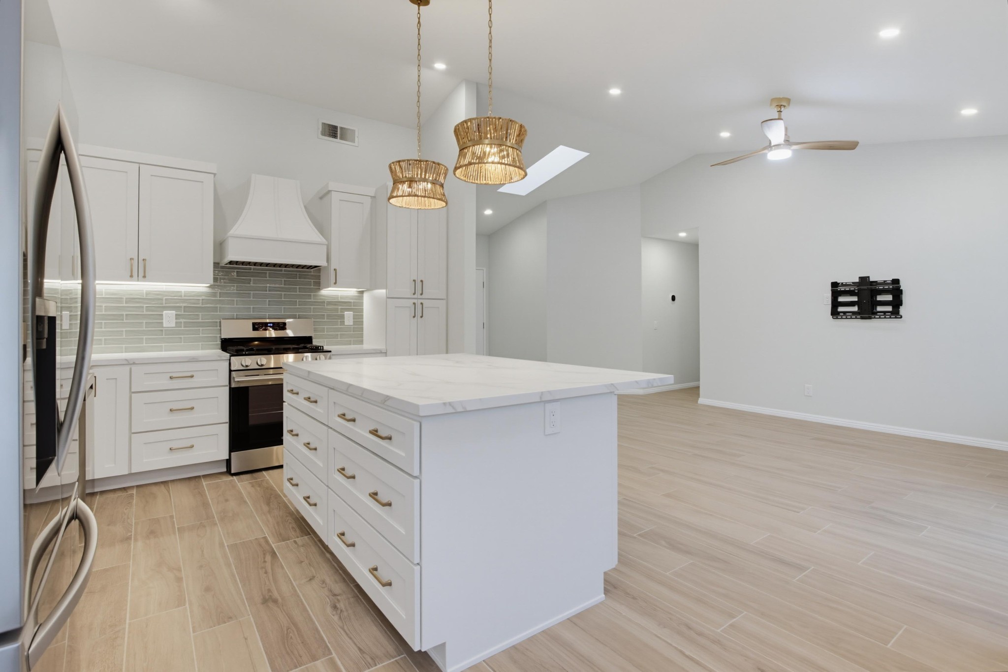 Virtual tour photo 23 of 68 for 5241 Mandarin Dr