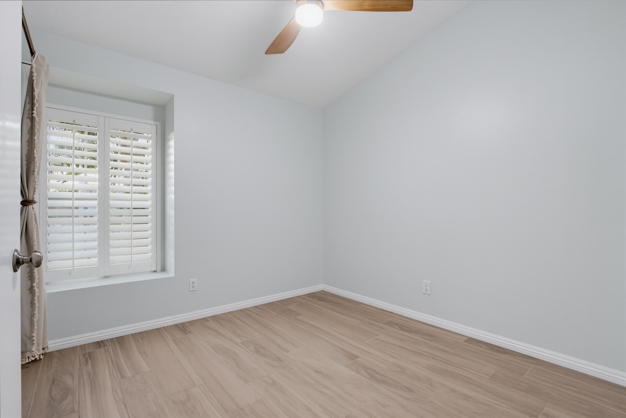 Virtual tour photo 35 of 68 for 5241 Mandarin Dr