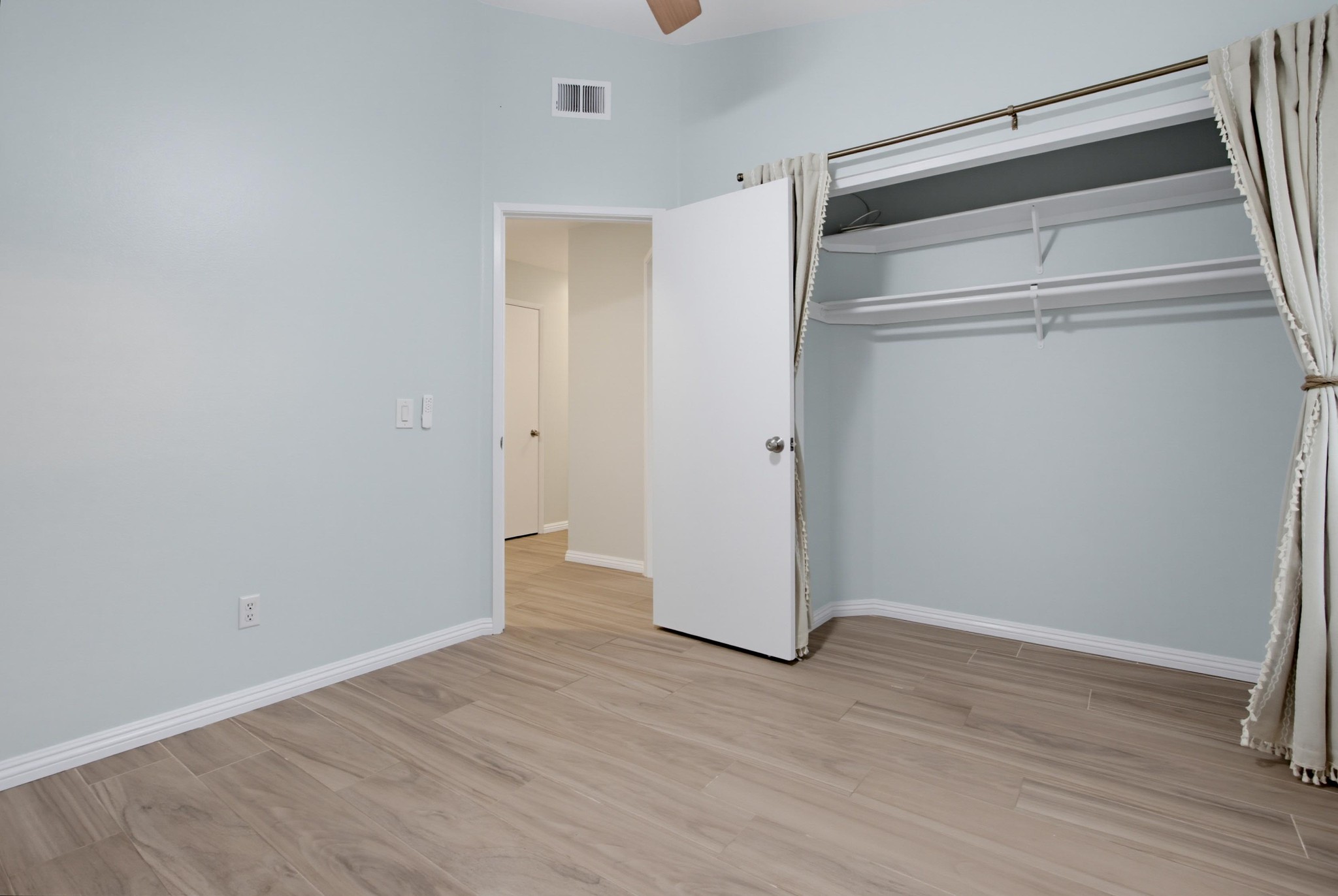 Virtual tour photo 37 of 68 for 5241 Mandarin Dr