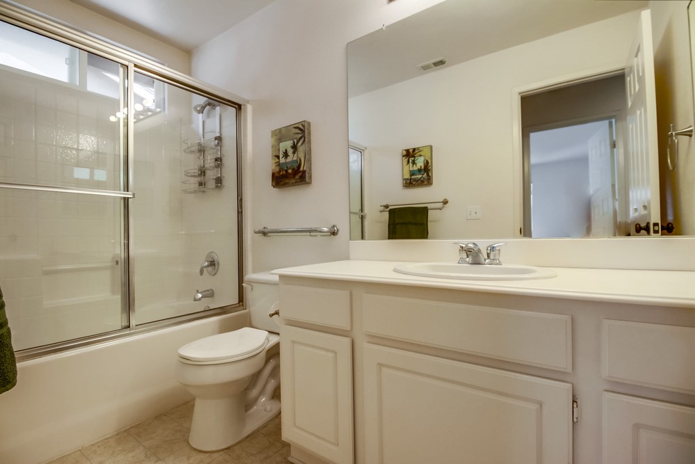 Virtual tour photo 43 of 55 for 5242 Avenida De Las Vistas