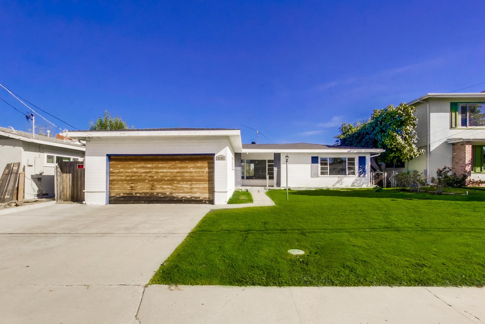 Virtual tour photo 3 of 34 for 5243 E Falls View Dr