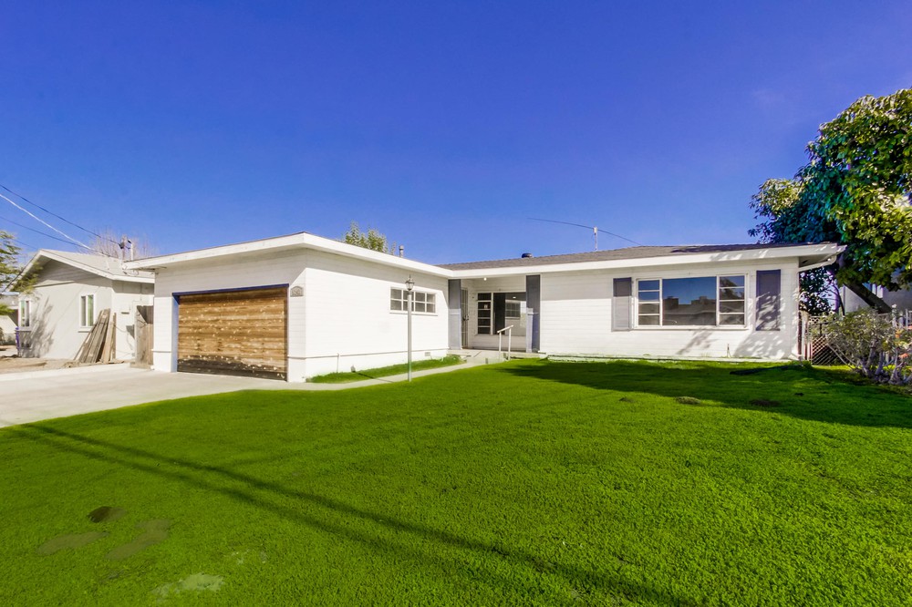 Virtual tour photo 5 of 34 for 5243 E Falls View Dr