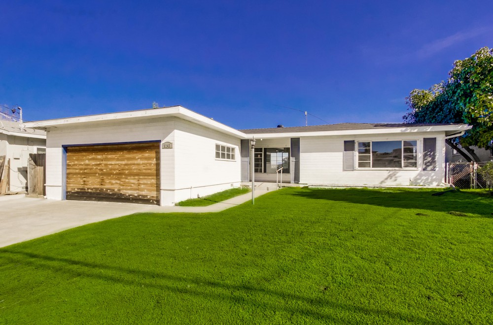 Virtual tour photo 6 of 34 for 5243 E Falls View Dr