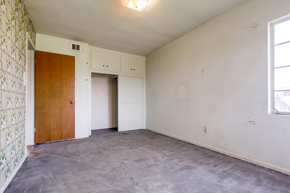 Virtual tour photo 22 of 34 for 5243 E Falls View Dr