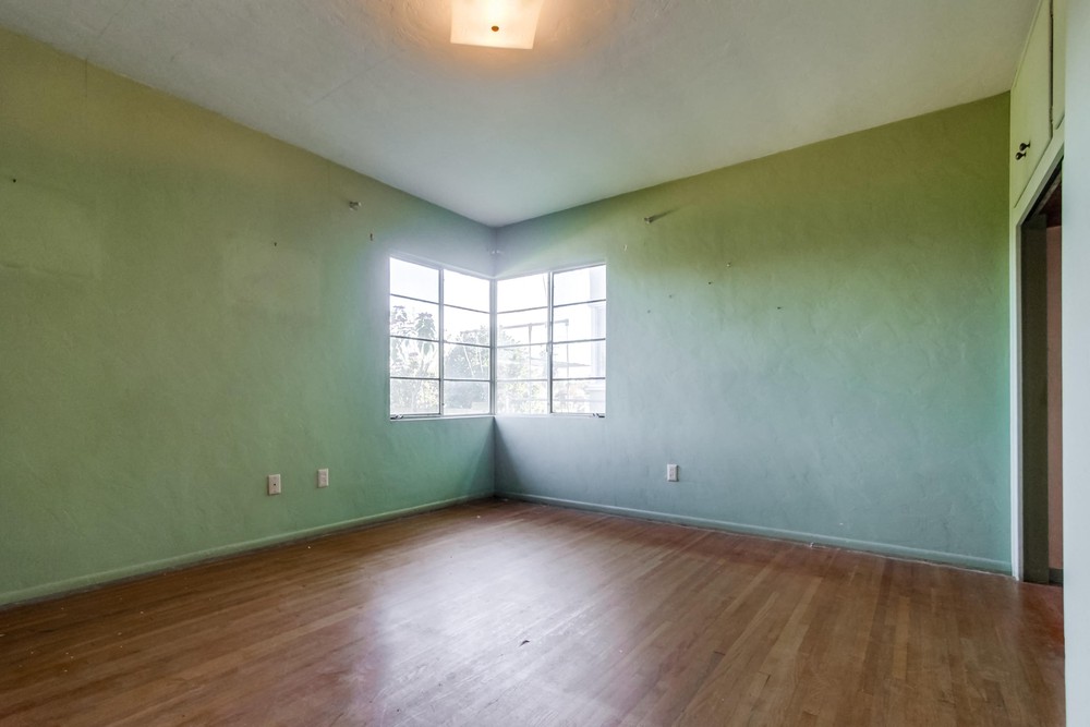 Virtual tour photo 24 of 34 for 5243 E Falls View Dr