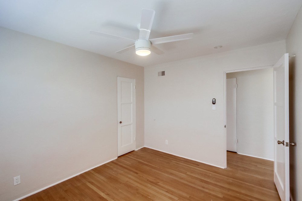 Virtual tour photo 17 of 33 for 5244 La Jolla Mesa Dr
